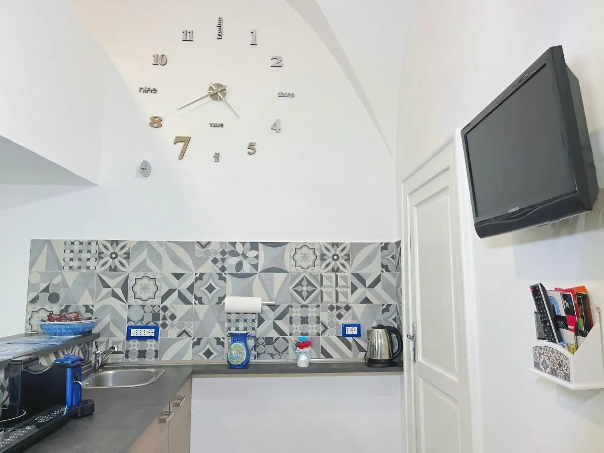 Apartamento Oikos Guest House Nápoles